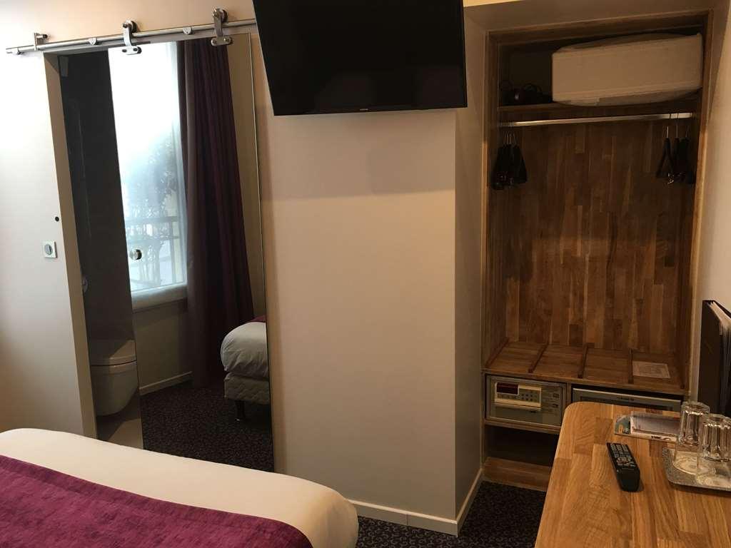 Hotel Louvre Sainte Anne Париж Стая снимка