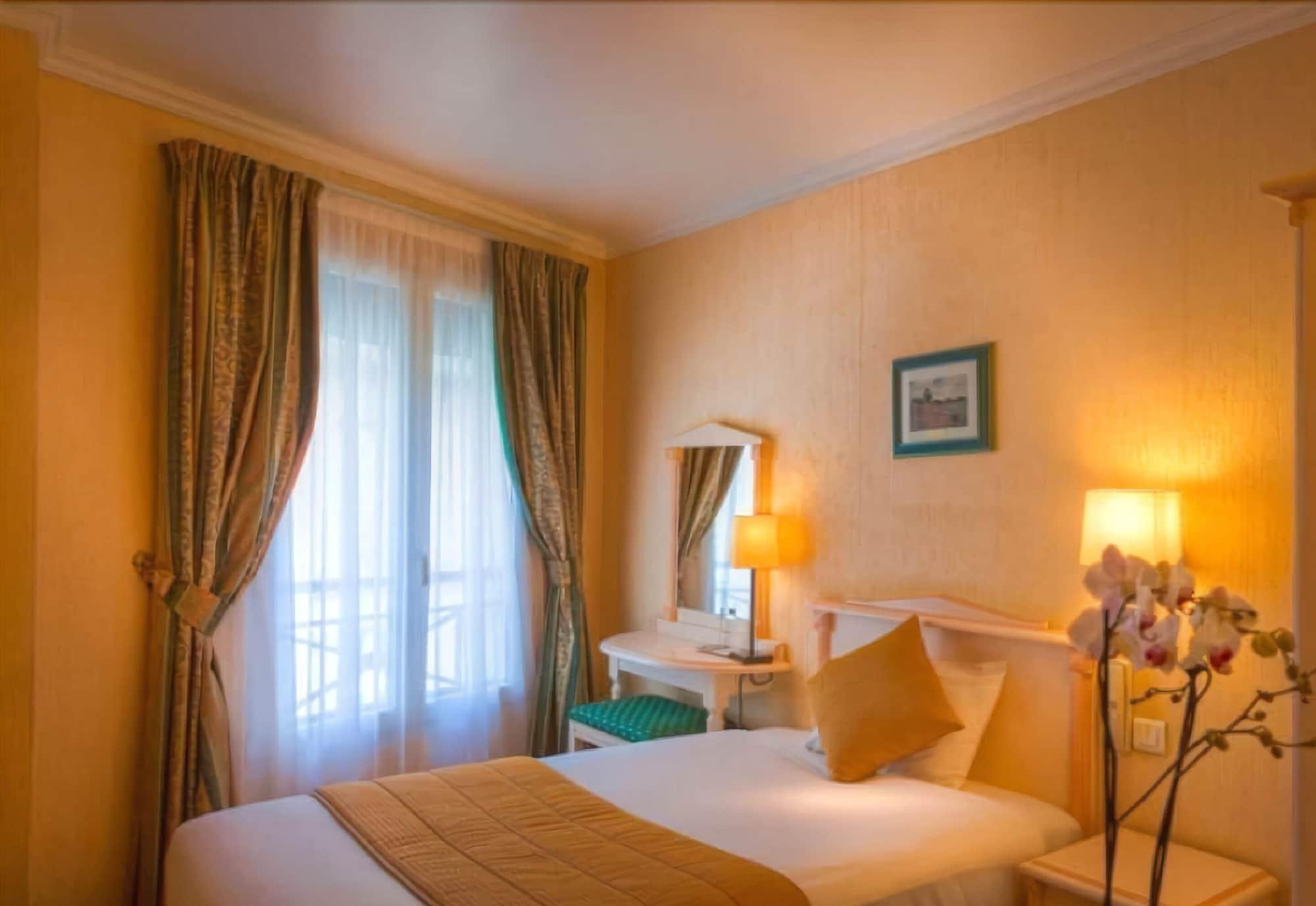 Hotel Louvre Sainte Anne Париж Екстериор снимка