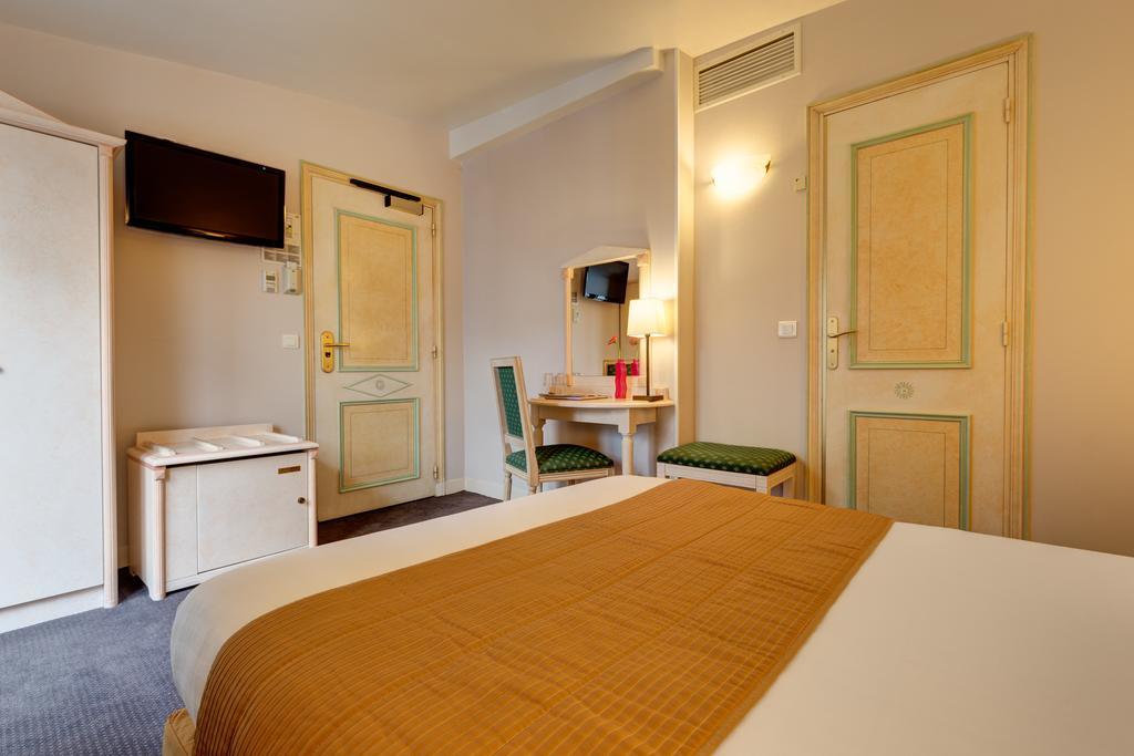 Hotel Louvre Sainte Anne Париж Екстериор снимка