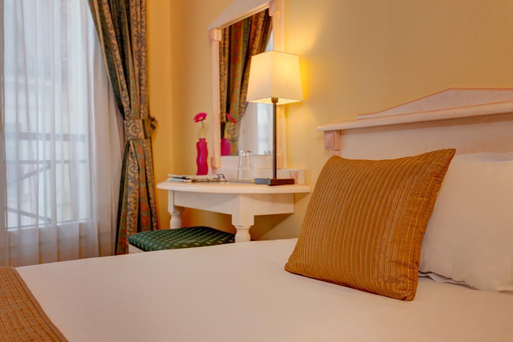 Hotel Louvre Sainte Anne Париж Екстериор снимка